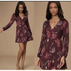 Lulu's | NWT! Win The Day‎ Burgundy Floral Print Pleated Long Sleeve Dress Sz XS